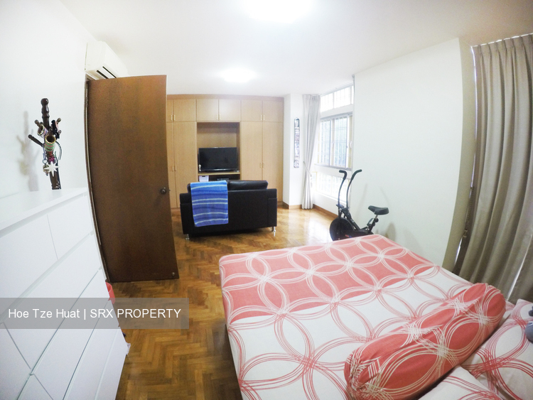 Henley Gardens (D19), Terrace #188064222